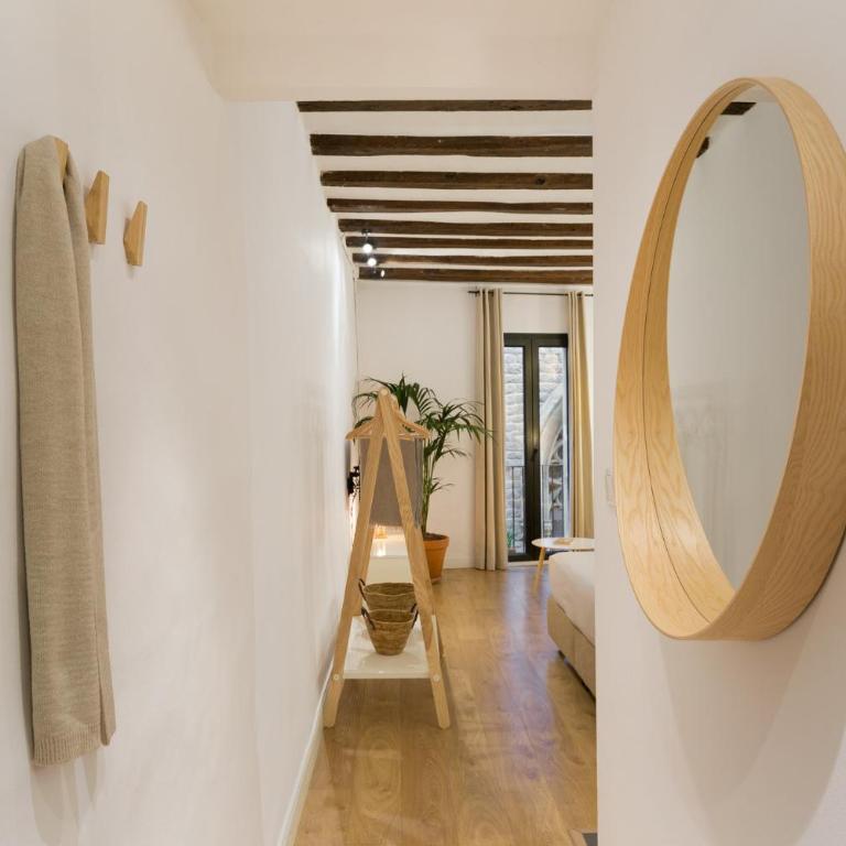Ola Living Born - Standard Studio - 4