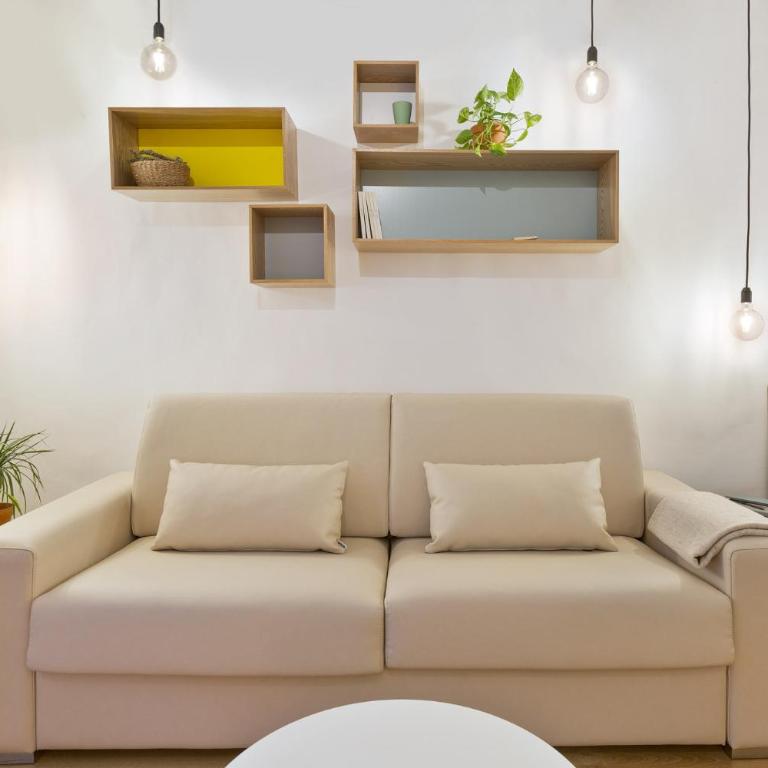 Ola Living Born - Standard Studio - 5
