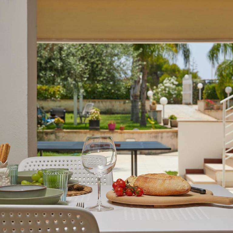 Villa Marina few mt from sand beach - Deluxe Double or Twin Room with Garden View - 1