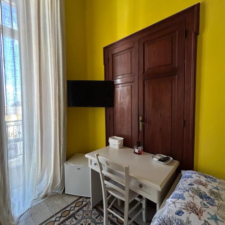 B&B Il Sogno Ponza - Camera Matrimoniale con Bagno Privato Esterno - 3
