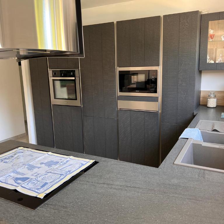 Villa 4 chambres récente avec piscine et Jardin - Villa - 21