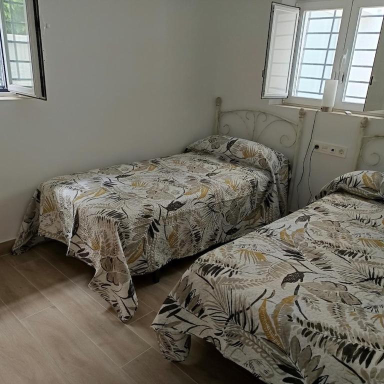 Casa unifamiliar a 10 pasos de la arena con parking - Casa - 4