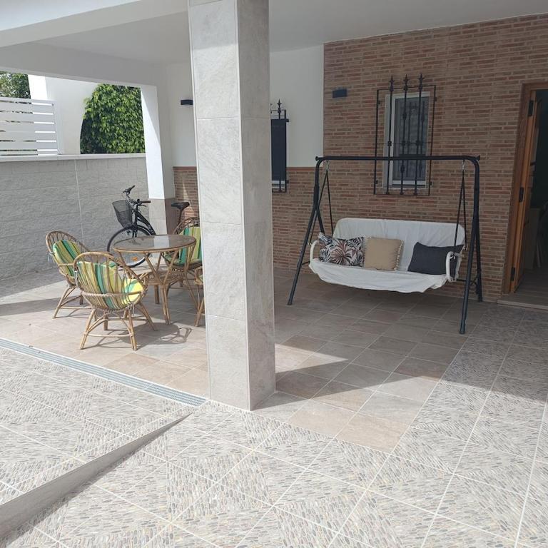 Casa unifamiliar a 10 pasos de la arena con parking - Casa - 19