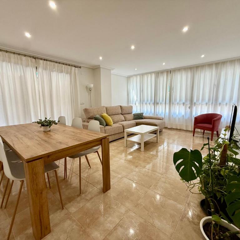 Apartamento El Puerto I - Three-Bedroom Apartment with Sea View - 5