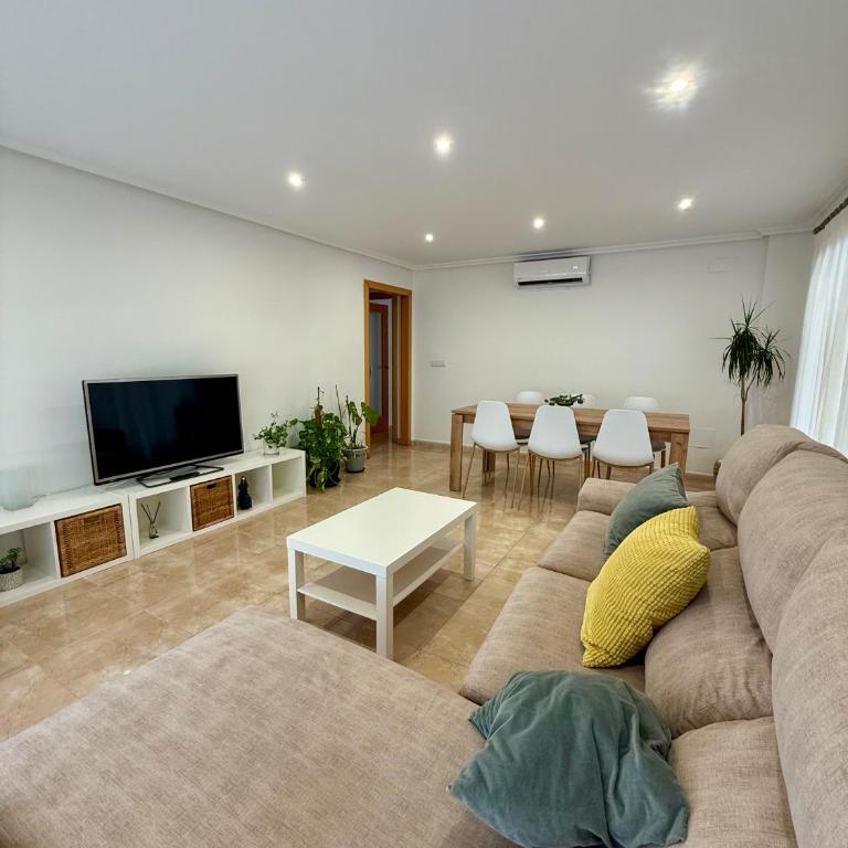 Apartamento El Puerto I - Three-Bedroom Apartment with Sea View - 10