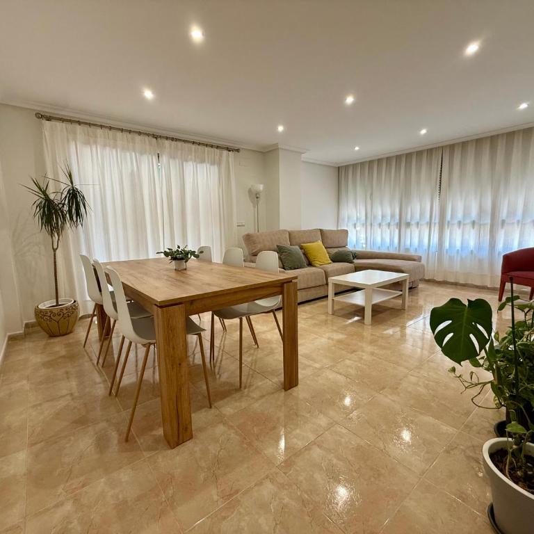 Apartamento El Puerto I - Three-Bedroom Apartment with Sea View - 8
