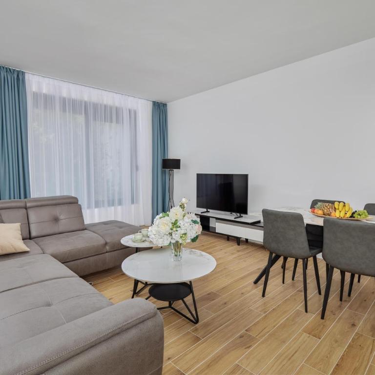 Berge Apartments - One-Bedroom Apartment - 3