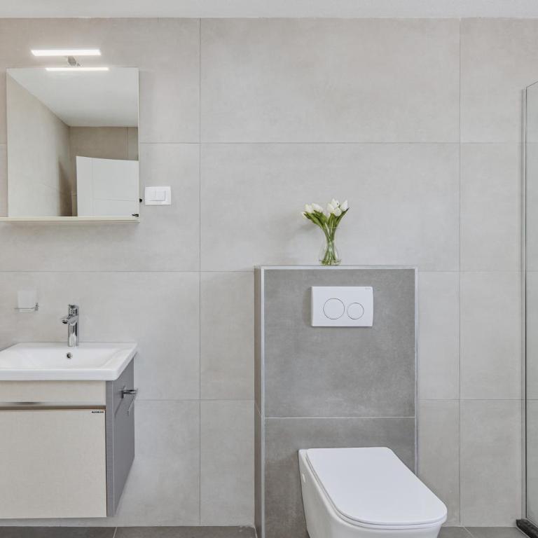 Berge Apartments - One-Bedroom Apartment - 7