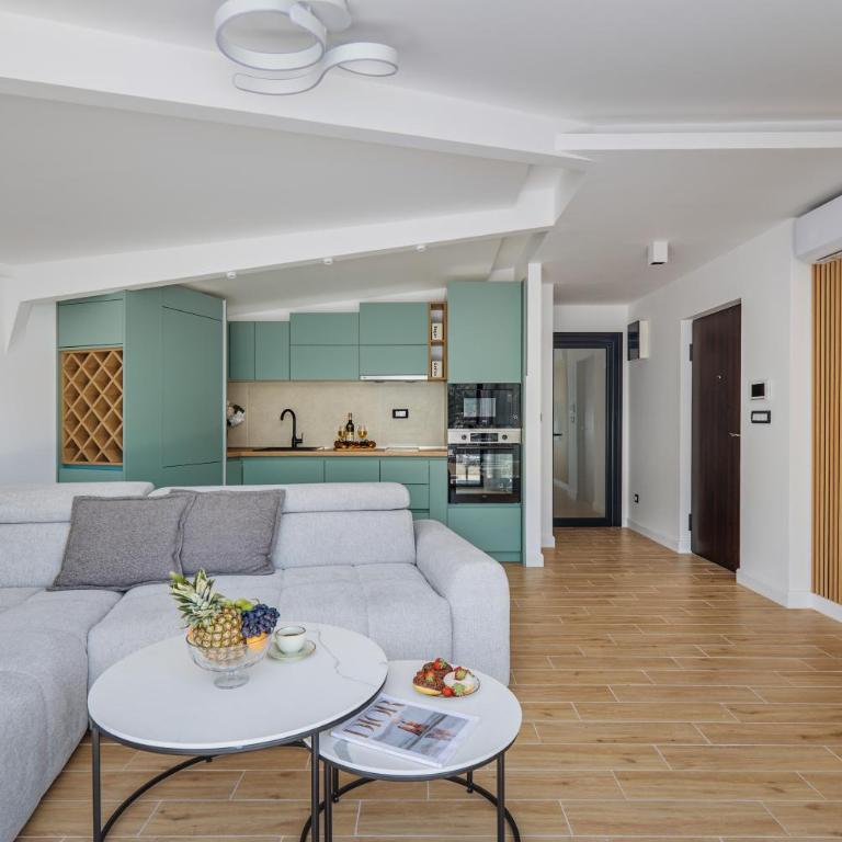 Berge Apartments - Apartment with Sea View - 11