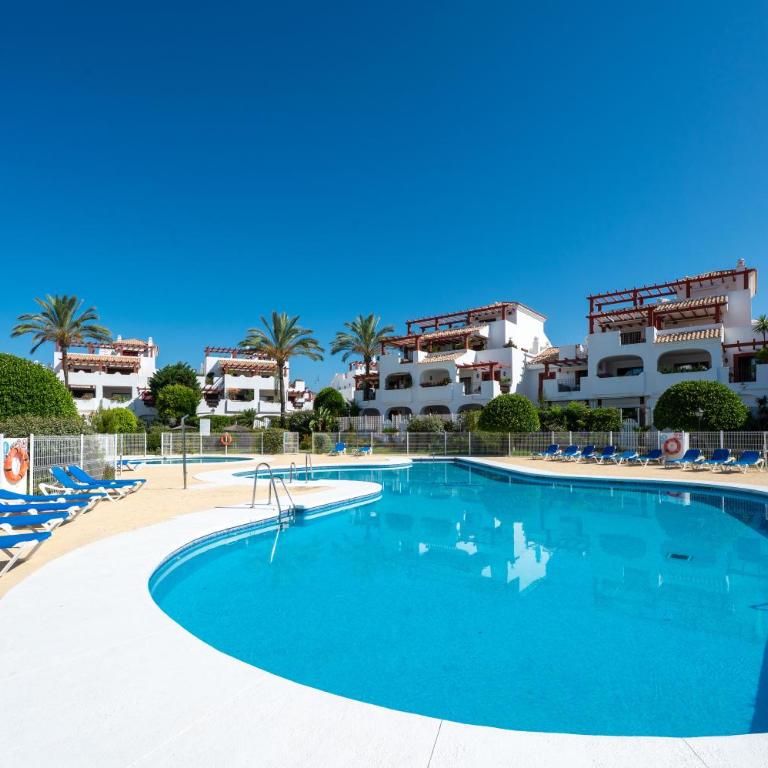 Noray Bright Beachfront 3BR - Terrace, Prime Spot - Apartamento de 3 dormitorios - 1