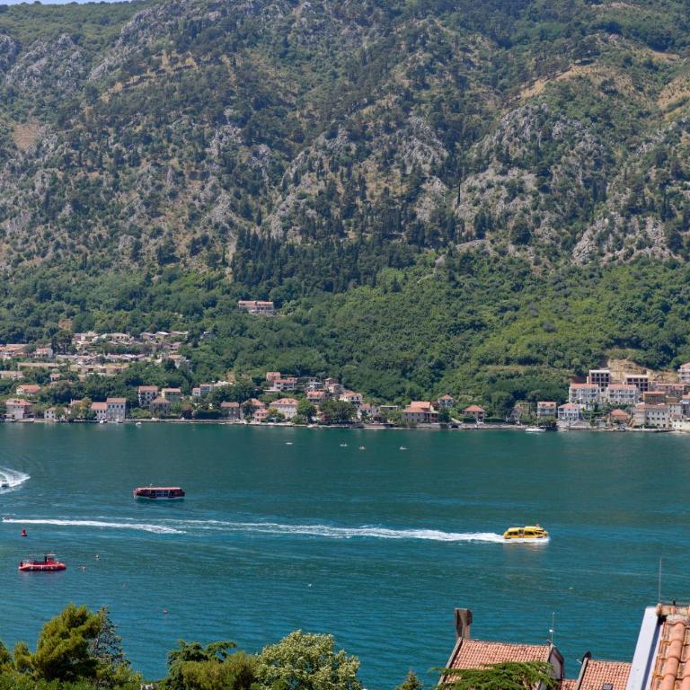 Berge Apartments - Apartment with Sea View - 6