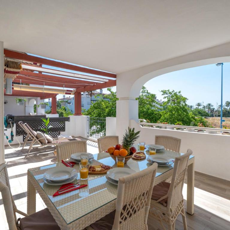 Noray Bright Beachfront 3BR - Terrace, Prime Spot - Apartamento de 3 dormitorios - 2