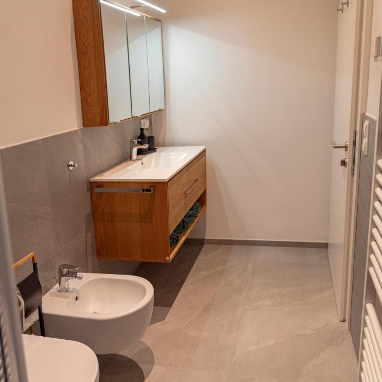 Langegger 1956 - One-Bedroom Apartment - 14