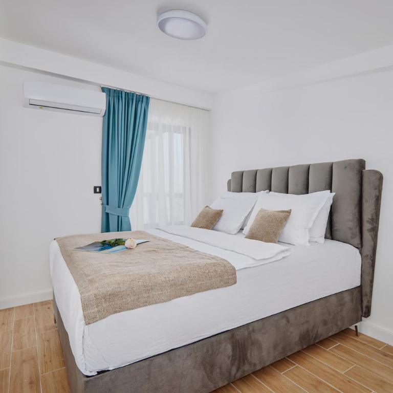 Berge Apartments - Apartment with Sea View - 11