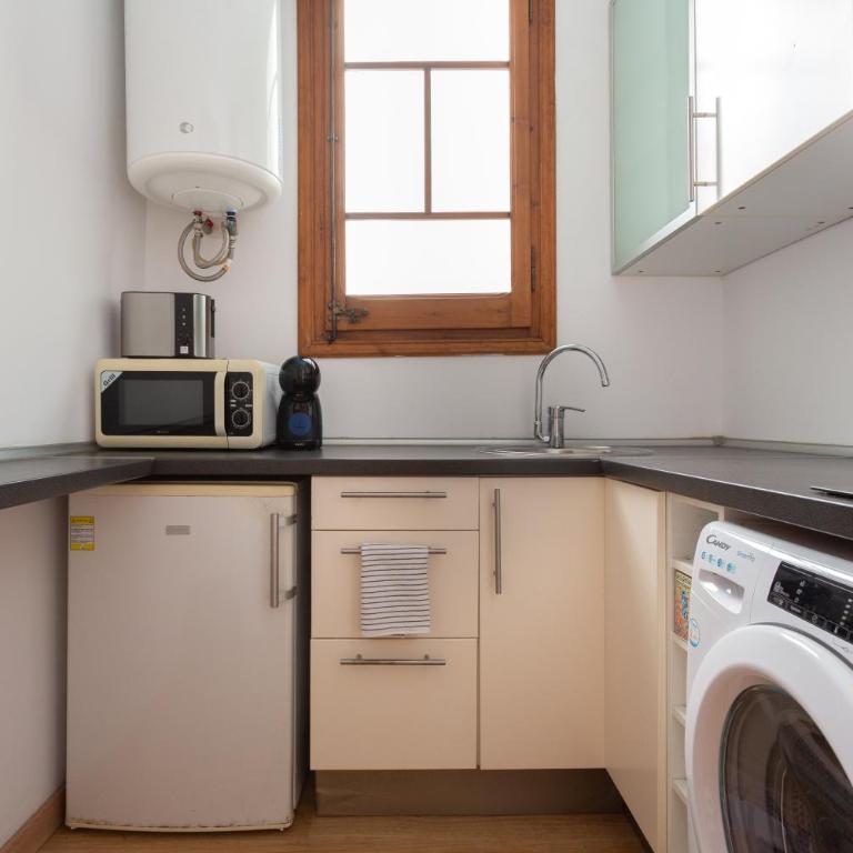 Eixample Sagrada Familia Apartments II - Apartamento de 2 dormitorios III - 10