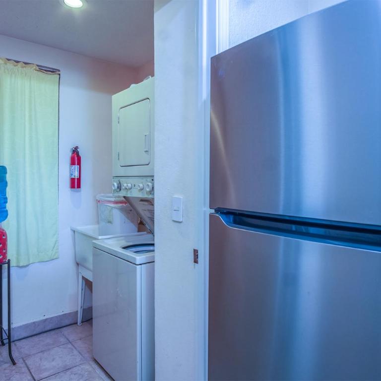 Sandy Bottoms Wonderful Ocean View Condo - Casa - 10