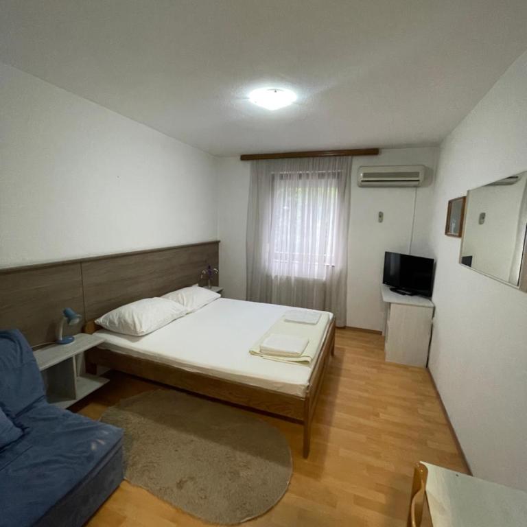Elas - Double Room - 2