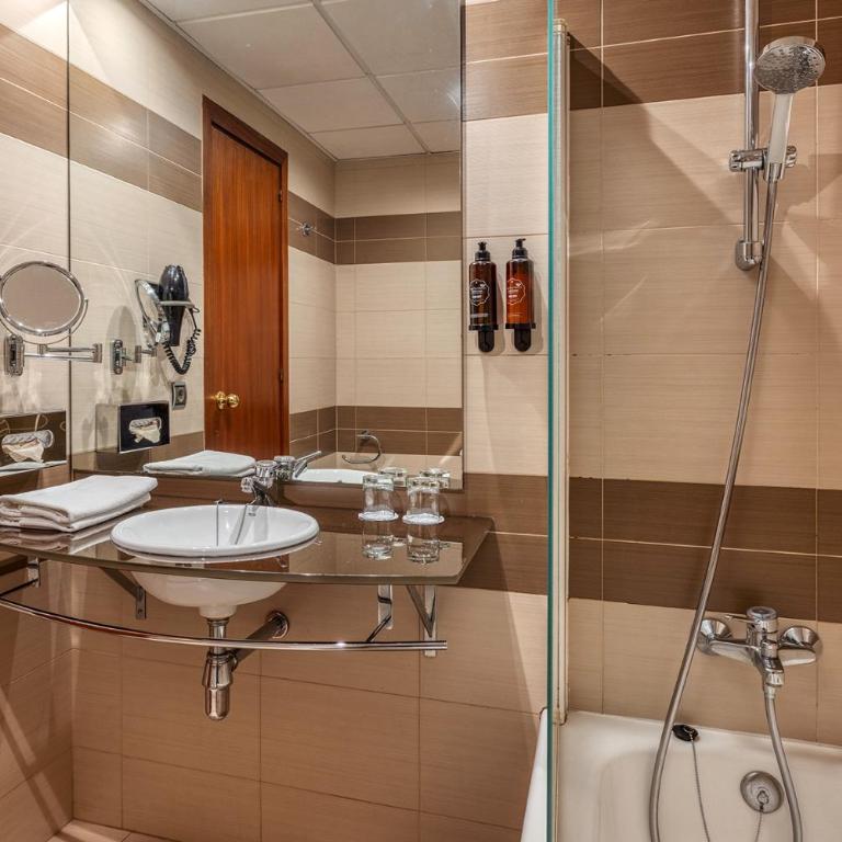Senator Huelva - Habitación Familiar - 4