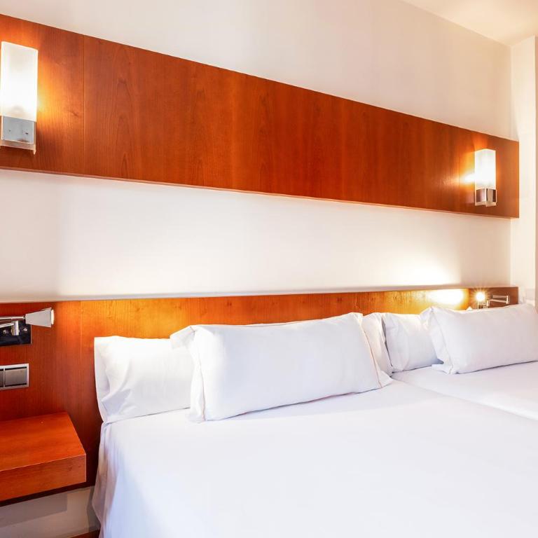 Senator Huelva - Habitación Familiar - 4