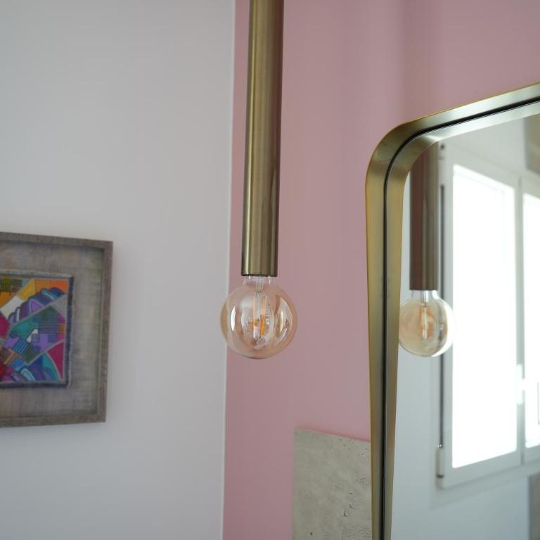 Maison sol en ciel Petit Dejeuner et Parking inclus - Chambre Double avec Salle de Bains Privative - 14