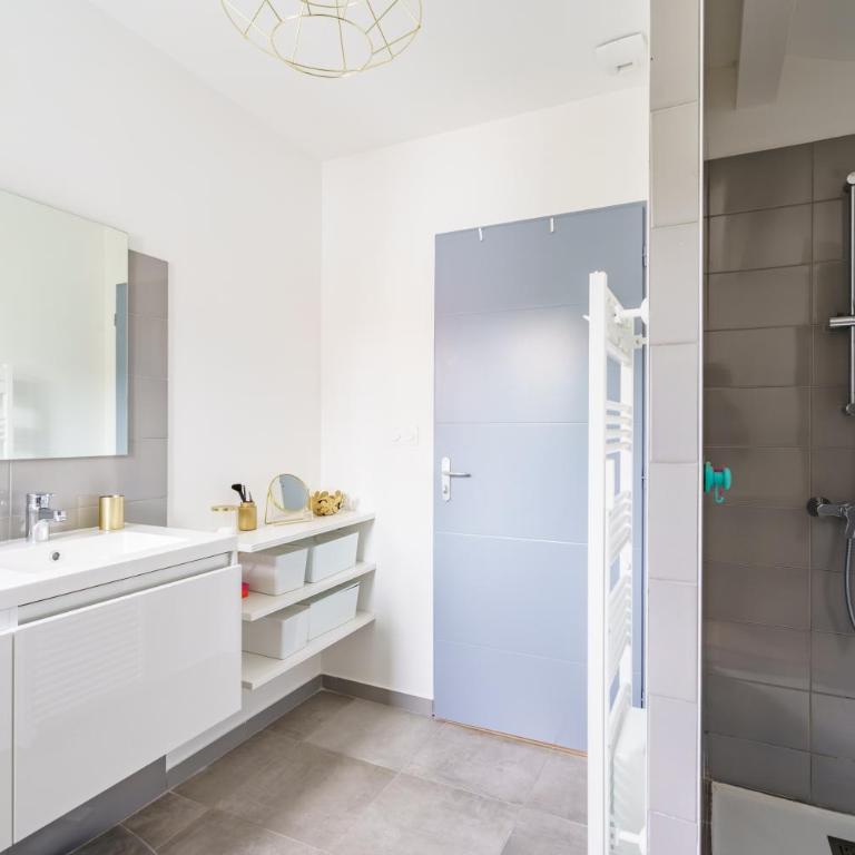 Maison Pentzean Proche Thermes Cambo - Maison 2 Chambres - 9