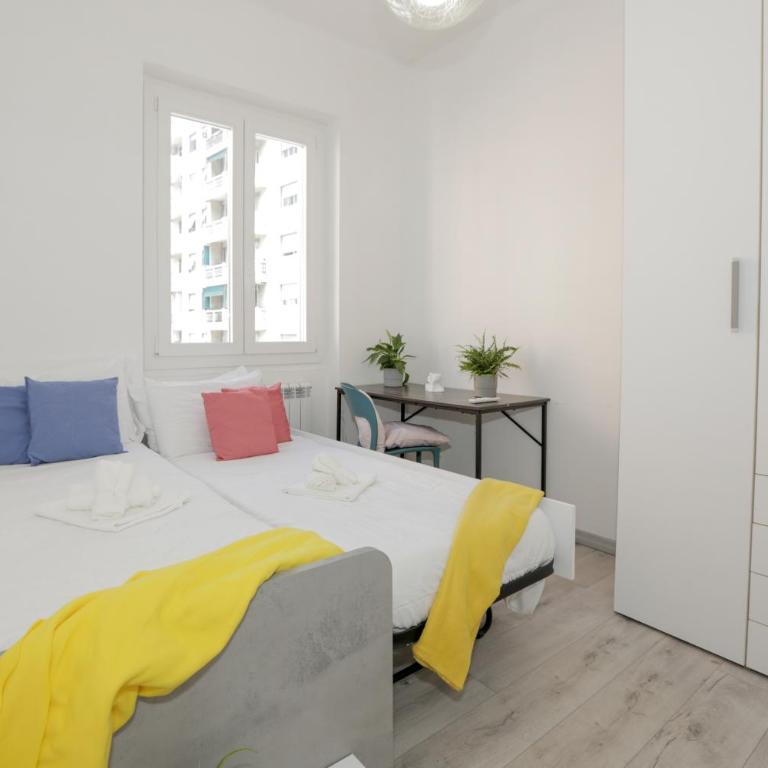 Azzurro Adriatico in Genova Est - Appartamento con 2 Camere da Letto - 22