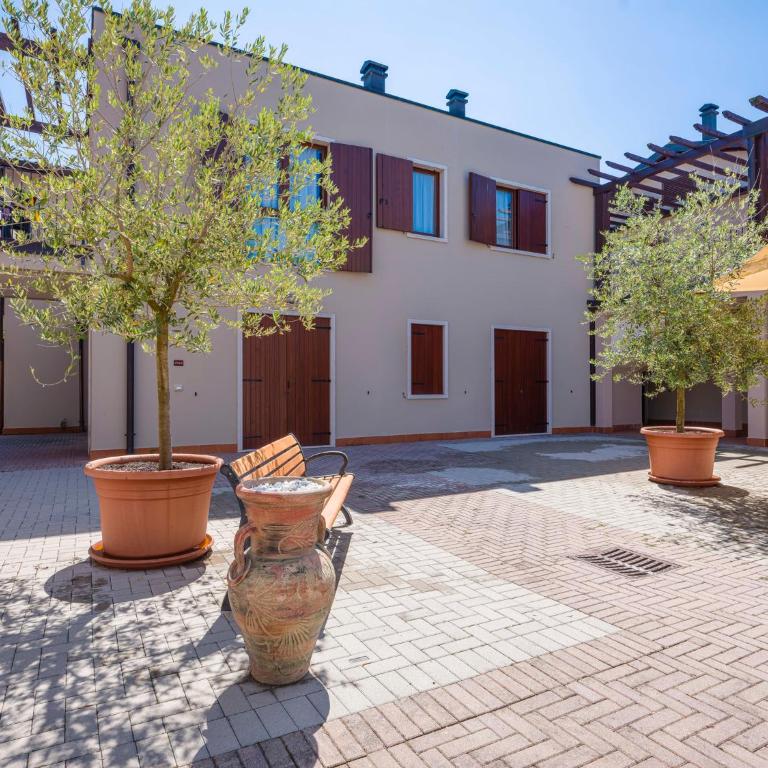 Apartment in Peschiera del Garda 22085 - Apartment - 35