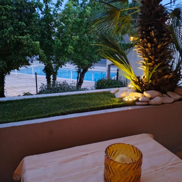 T2 loggia et piscine - Appartement 1 Chambre - 12