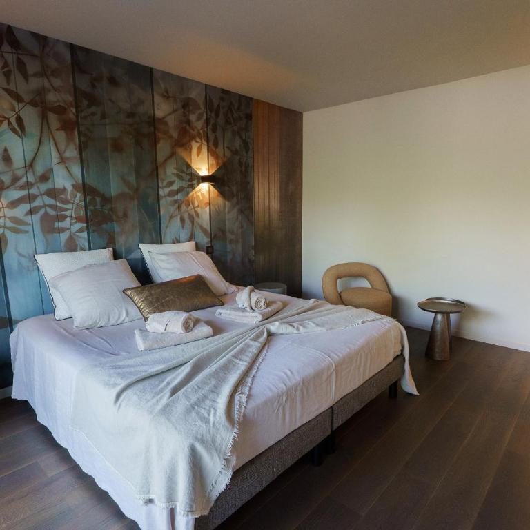 MAISON CHAPRON Villa de standing avec piscine, calme et golf à Biscarrosse - Villa - 25