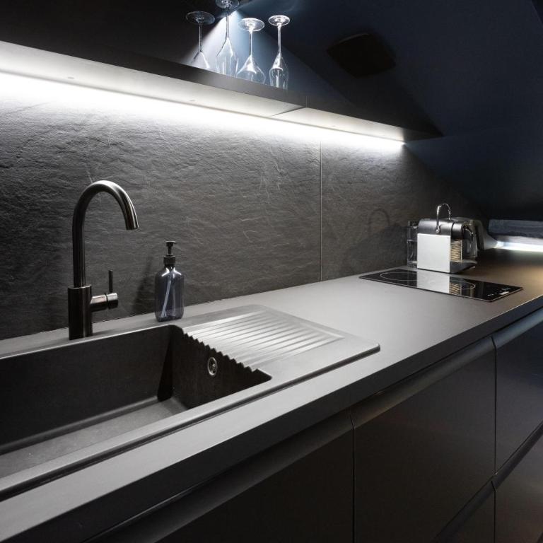 CEVA Suite Moonlight-Jacuzzi & Cinéma Centre ville - One-Bedroom Apartment - 2