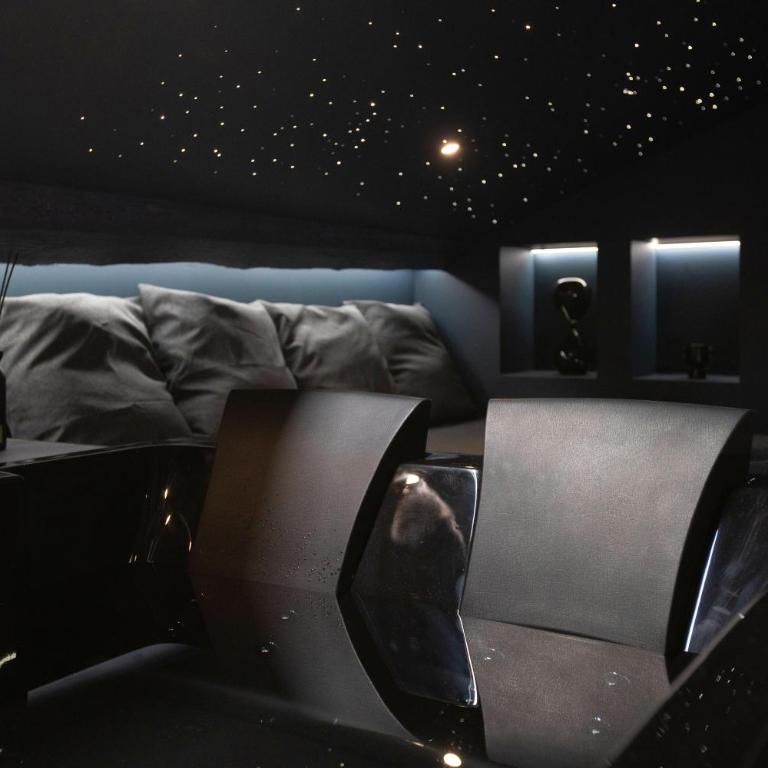 CEVA Suite Moonlight-Jacuzzi & Cinéma Centre ville - One-Bedroom Apartment - 5