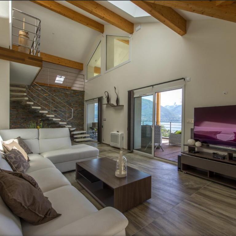NEW! Villa l'or bleu -DUPLEX & MAINFLOOR- by Les éclectiques - DUPLEX Apartment - Panoramic Terrasse with Lake View & Spa - Upper Floor - 3
