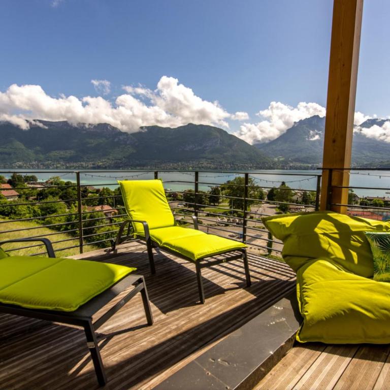 NEW! Villa l'or bleu -DUPLEX & MAINFLOOR- by Les éclectiques - DUPLEX Apartment - Panoramic Terrasse with Lake View & Spa - Upper Floor - 4