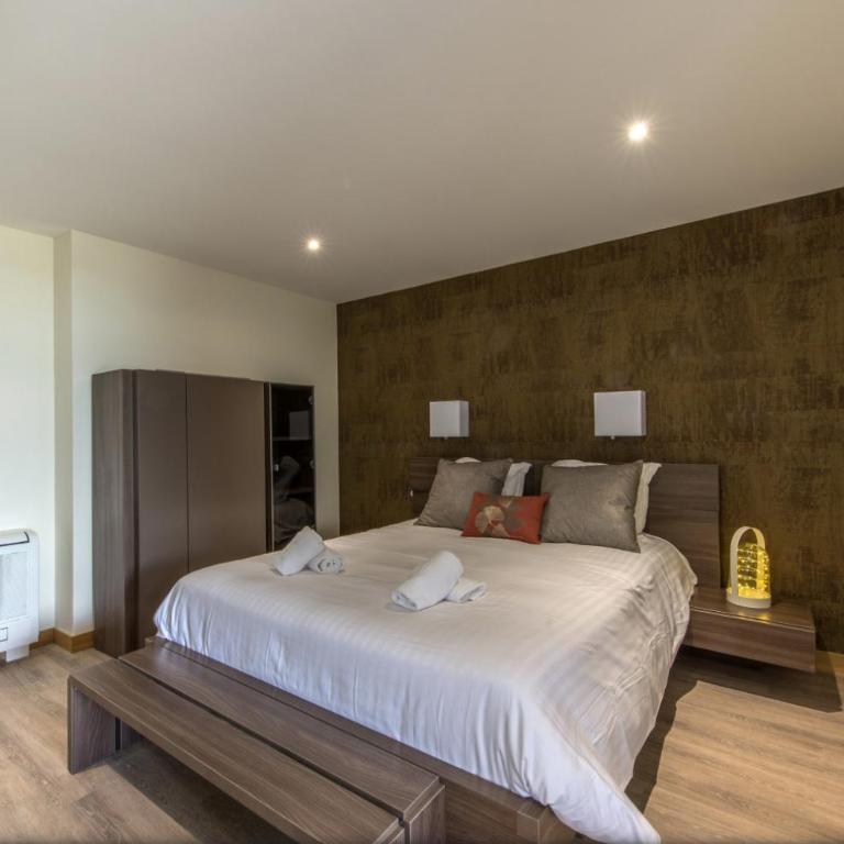 NEW! Villa l'or bleu -DUPLEX & MAINFLOOR- by Les éclectiques - MAINFLOOR Apartment - Panoramic Terrasse with Lake View & Spa - Lower Floor - 7