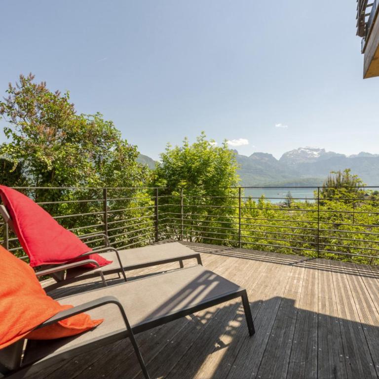 NEW! Villa l'or bleu -DUPLEX & MAINFLOOR- by Les éclectiques - MAINFLOOR Apartment - Panoramic Terrasse with Lake View & Spa - Lower Floor - 18