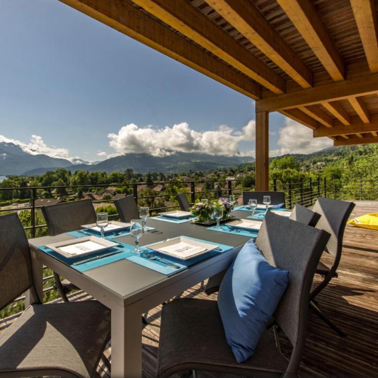 NEW! Villa l'or bleu -DUPLEX & MAINFLOOR- by Les éclectiques - MAINFLOOR Apartment - Panoramic Terrasse with Lake View & Spa - Lower Floor - 20