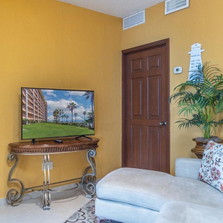 Chasing Sunsets Penthouse Perfect Elegant Ocean Front Condo - Casa - 3