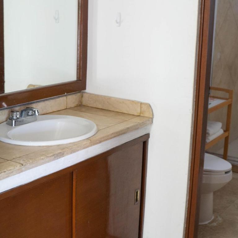 Departamentos y cabañas a pie de playa -Baraka Beach Club - Two-Bedroom Apartment with Balcony and Sea View - 13