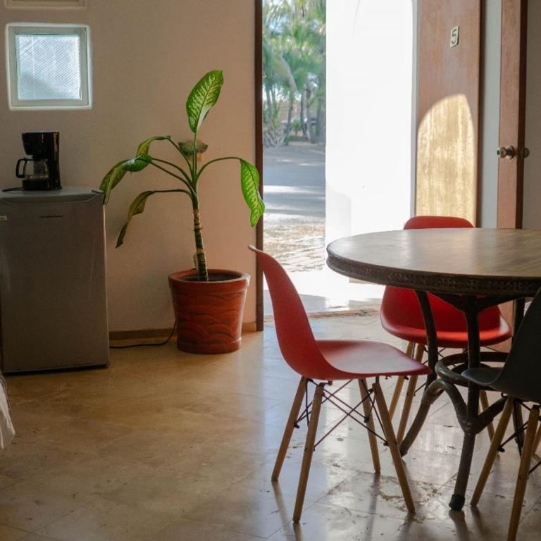 Departamentos y cabañas a pie de playa -Baraka Beach Club - One-Bedroom Apartment - 4