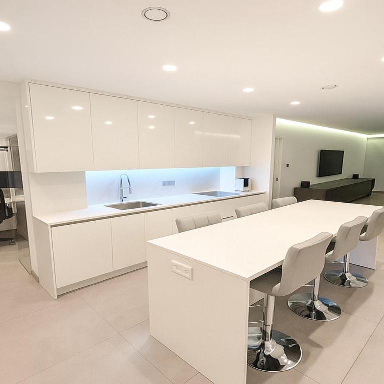 Apartment Orquidario in the centre and near the beach - Apartamento de 3 dormitorios - 48