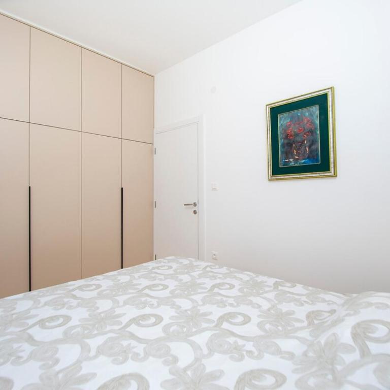 Adriatic calm Terrace & Parking - One-Bedroom Apartment - 3