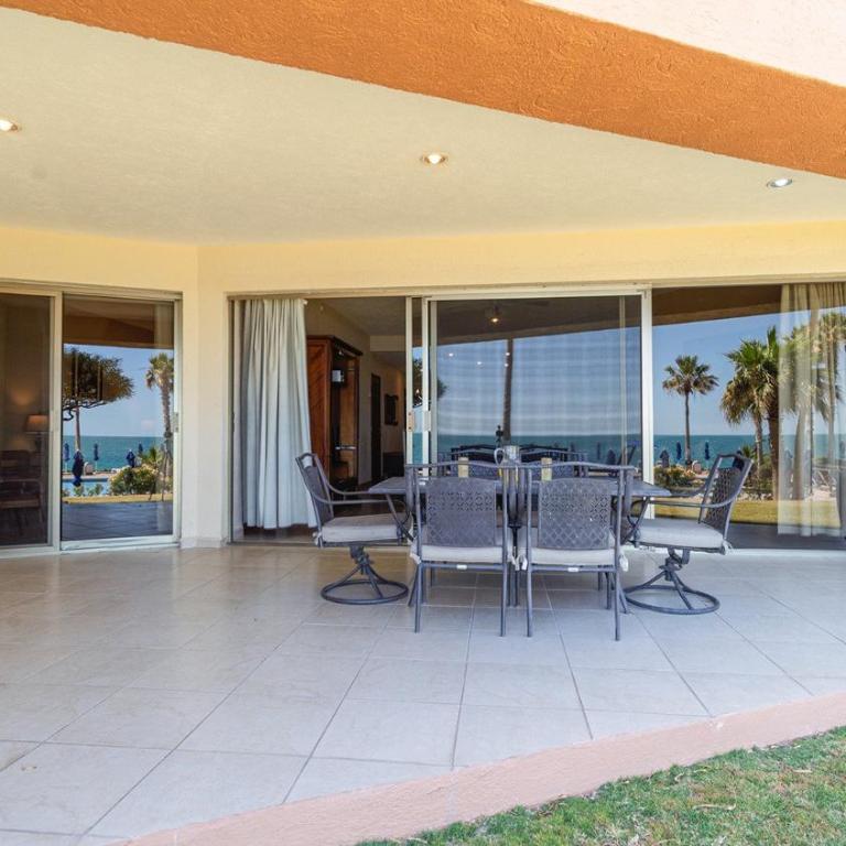 Tequila Sunrise Calm Ground Floor Oceanfront - Ferienhaus - 25