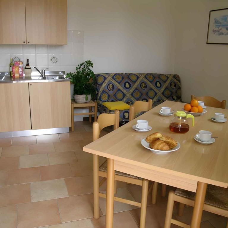 Camping Bella Italia - Lake Garda 22081 - Bungalow - 4