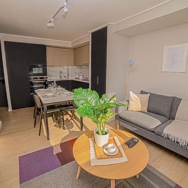 Confortable Departamento en Area Urbana - Apartamento - 27