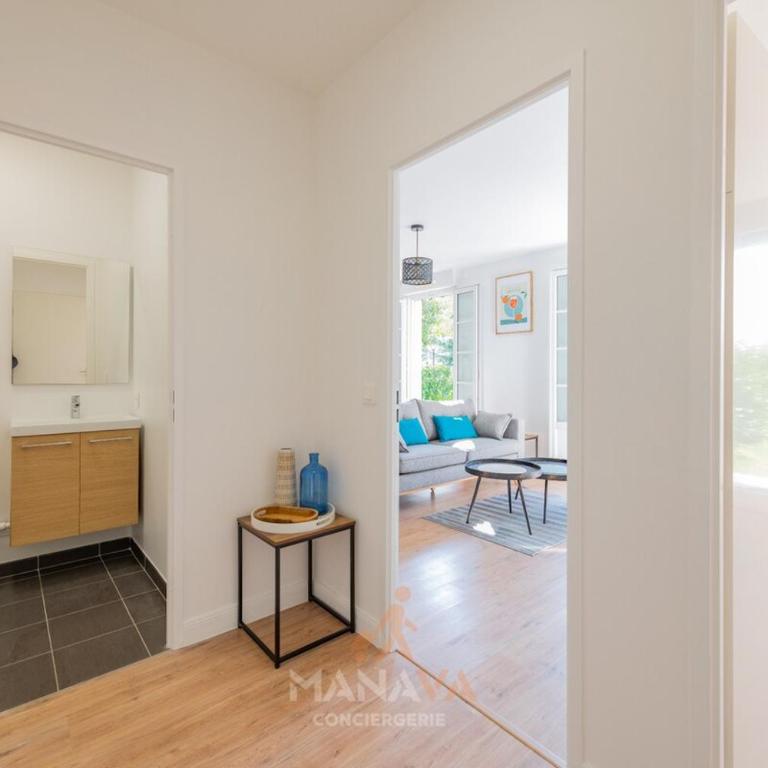 Le Moorea, 4 people 5 min to Disneyland Paris - Two-Bedroom Apartment - 9
