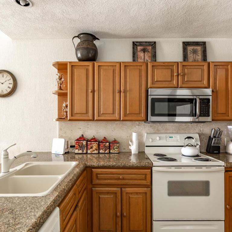 Barefoot By The Sea Wonderful Oceanfront - Casa - 21