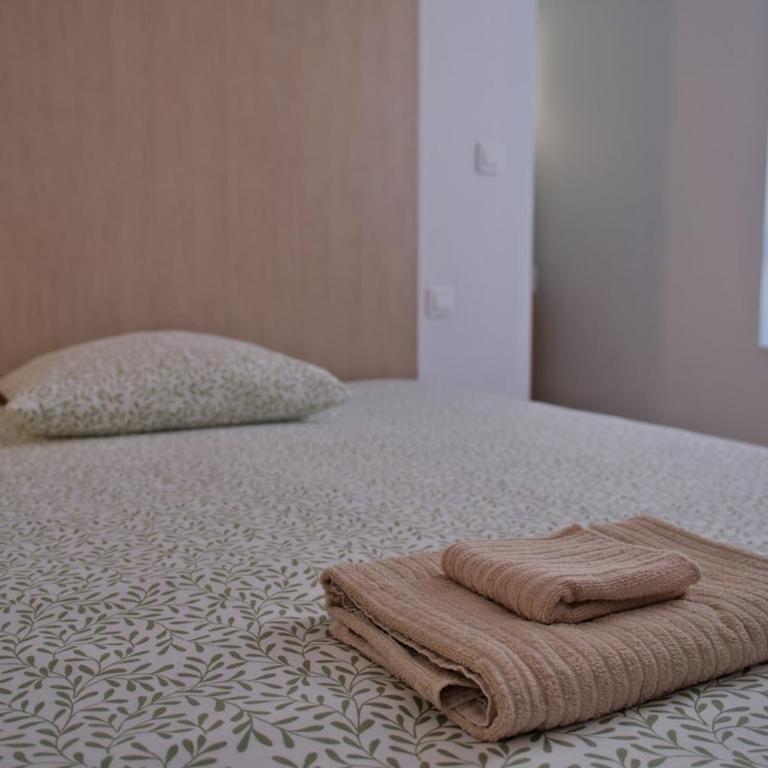 La Résidence Courcelles - Climatisation - Three-Bedroom Apartment Suite - 12