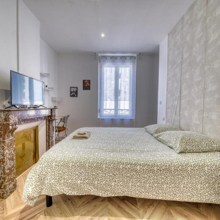 La Résidence Courcelles - Climatisation - Three-Bedroom Apartment Suite - 8