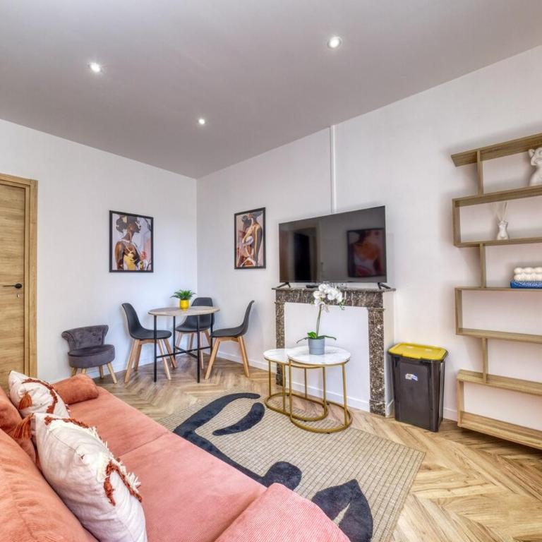 La Résidence Courcelles - Climatisation - Three-Bedroom Apartment Suite - 27