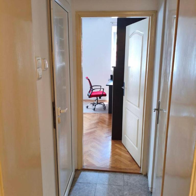 Two-bedroom apartment in Vracar - Apartman sa 2 Spavaće Sobe - 16